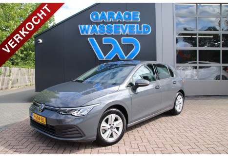 Volkswagen Golf 1.0 TSI Life Trekhaak/Camera+park.sens/Carplay/4Seiz-banden
