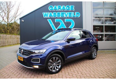 Volkswagen T-Roc 1.0 TSI 115pk NL Pano/Trekhaak/ALL SEASON/Virtueel