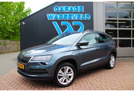 Skoda Karoq 1.0 TSI Style 115PK Camera/Sensoren/Carplay/Navi/Led