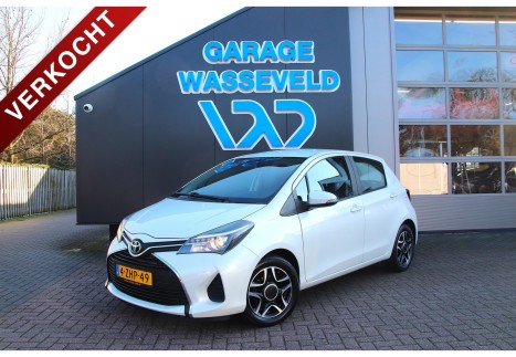 Toyota Yaris 1.0 VVT-I  Camera/Trekhaak/ALL SEASON/Bluetooth