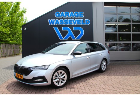 Skoda Octavia Combi 1.0 TSI Sport Business Trekhaak/Stuurwielverw/Carplay/Virtual