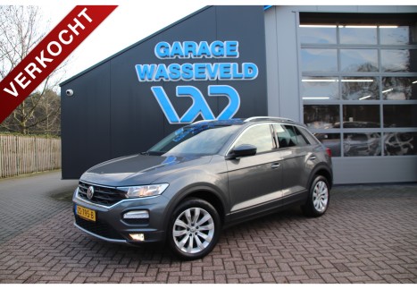 Volkswagen T-Roc 1.0 TSI 115pk NL Trekhaak/ACC/Carplay/Parks.sens