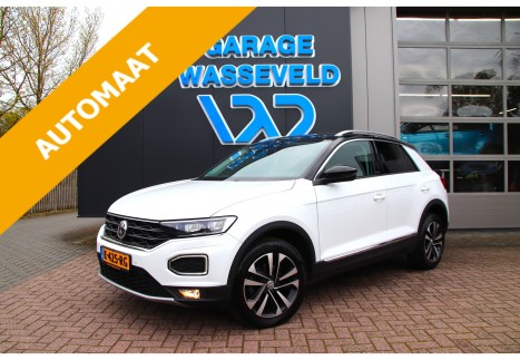 Volkswagen T-Roc 1.5 TSI Sport Trekhaak/Stoelvew/Camera/ACC